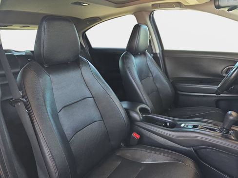 Used 2019 Honda HR-V EX-L image 12