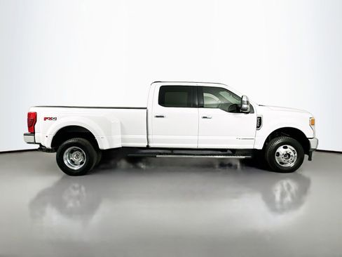 Used 2021 Ford F350 XLT w/ XLT Premium Package AWD/4WD image 8