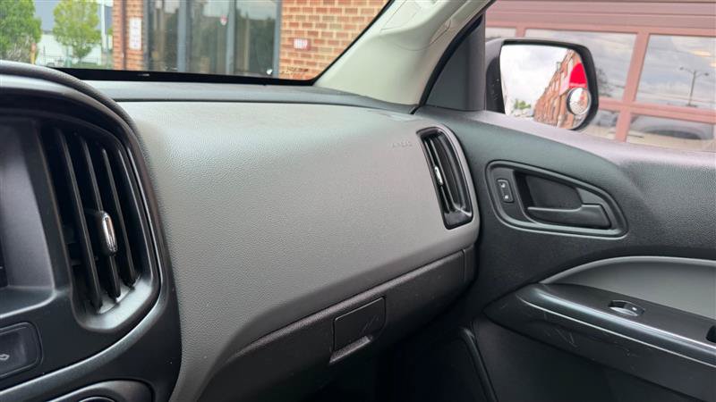 Used 2020 Chevrolet Colorado W/T w/ WT Convenience Package RWD image 25