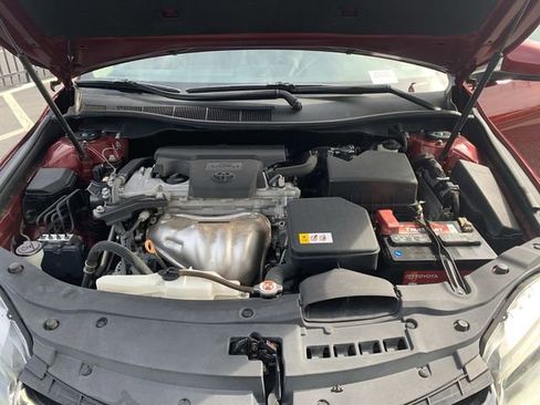 Certified 2017 Toyota Camry XSE FWD image 16