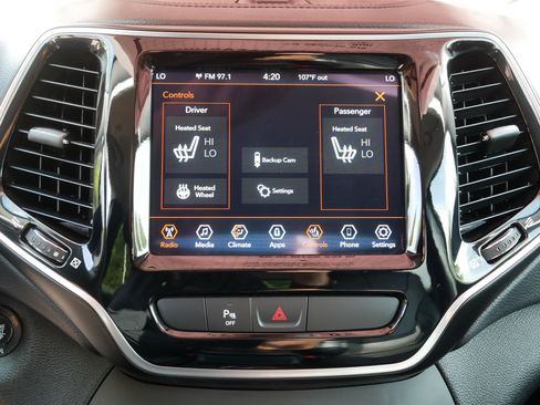Used 2019 Jeep Cherokee Limited AWD/4WD image 30