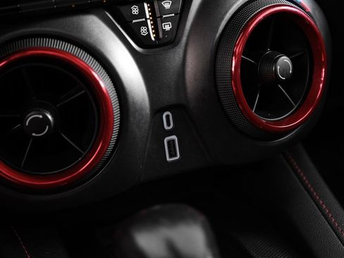 Used 2020 Chevrolet Blazer RS FWD image 27