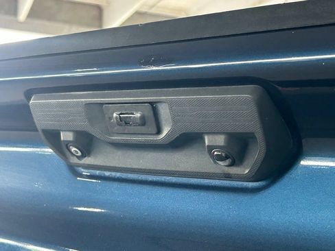 Used 2022 Chevrolet Silverado 1500 Custom RWD image 39