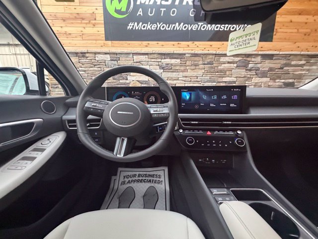 Used 2026 Hyundai Sonata SEL FWD image 19