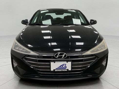 Used 2019 Hyundai Elantra Limited w/ Cargo Package FWD image 10
