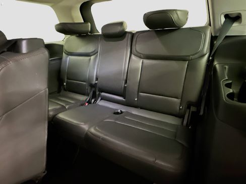 Used 2025 Ford Expedition Active image 30