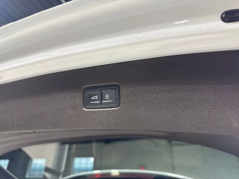 Used 2019 Audi Q7 3.0T Premium Plus AWD/4WD image 40