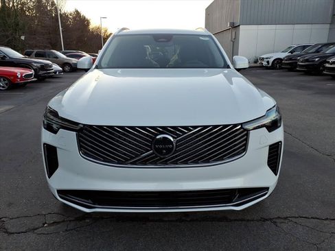 New 2026 Volvo XC90 B6 Plus w/ Protection Package Premier AWD/4WD image 11