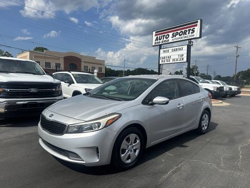 Used 2017 Kia Forte LX w/ LX Popular Package FWD image 1