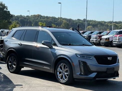 Used 2020 Cadillac XT6 Sport image 39