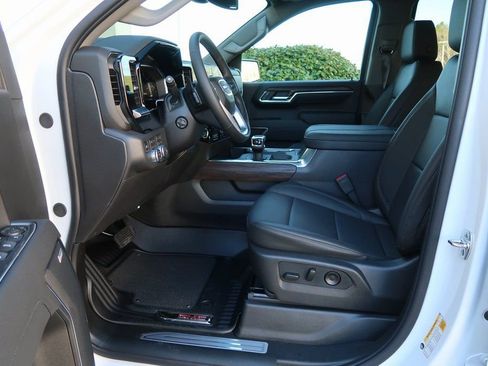 New 2026 GMC Sierra 1500 SLT w/ SLT Premium Plus Package image 7