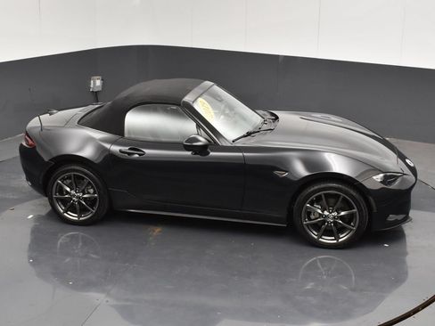 Used 2019 MAZDA MX-5 Miata Grand Touring RWD image 31