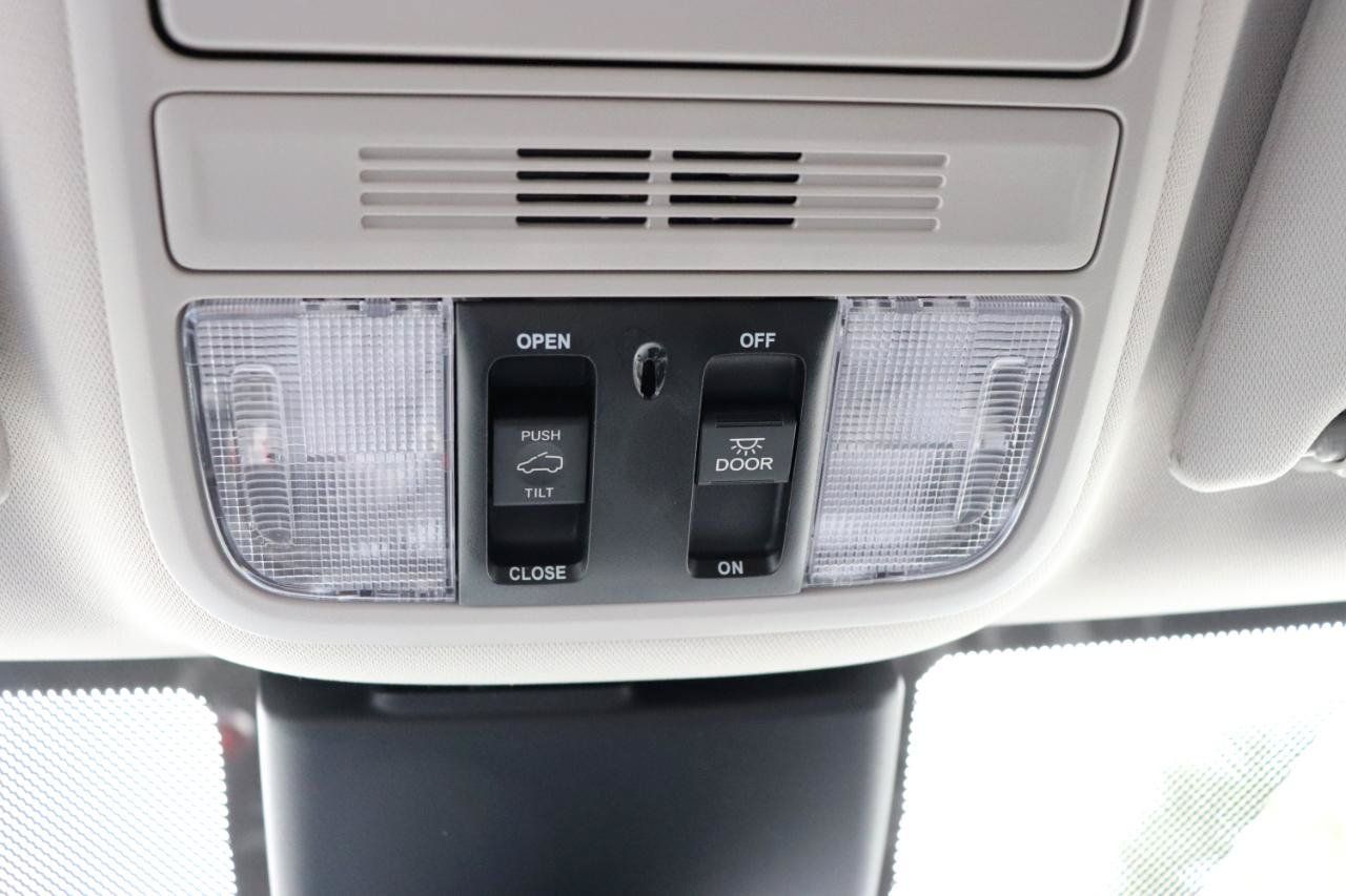 Used 2026 Honda Odyssey Elite image 54
