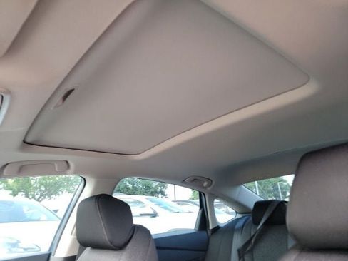 Used 2025 Honda Accord SE image 12
