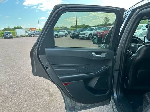 Used 2025 Ford Escape ST-Line Select AWD/4WD image 22