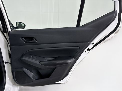 Used 2024 Nissan Altima 2.5 SV image 28