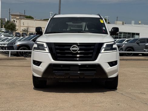 Used 2023 Nissan Armada SL w/ Midnight Edition Package RWD image 9