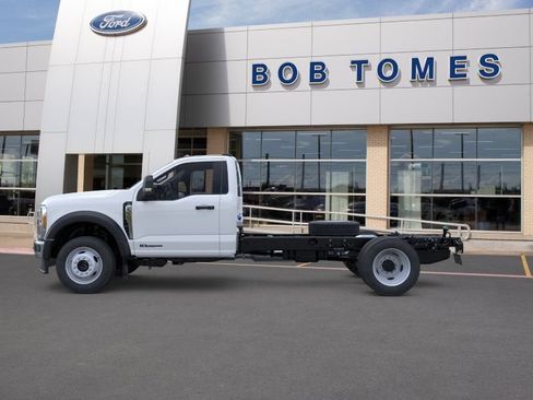 New 2026 Ford F550 4x4 Regular Cab Super Duty w/ XL Chrome Package image 4