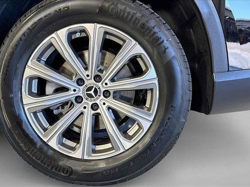 Used 2026 Mercedes-Benz GLC 300 4MATIC image 30