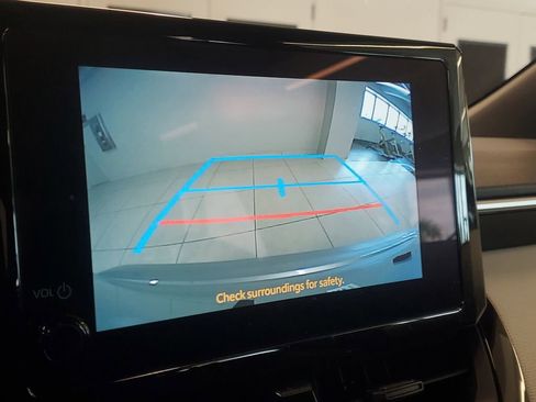 Certified 2025 Toyota Corolla SE image 26