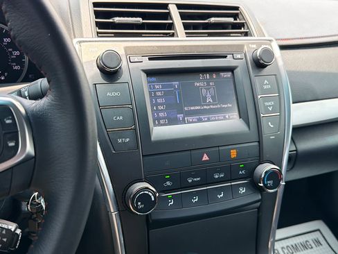 Used 2017 Toyota Camry SE FWD image 26