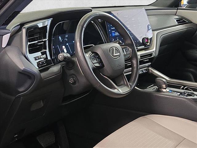 Used 2025 Lexus TX 350 AWD image 9