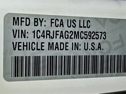 Used 2021 Jeep Grand Cherokee Laredo X image 25