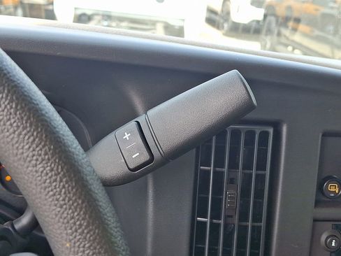 New 2025 Chevrolet Express 3500 w/ Driver Convenience Package image 9