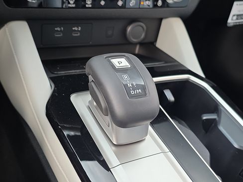 New 2026 Mitsubishi Outlander SE FWD image 23