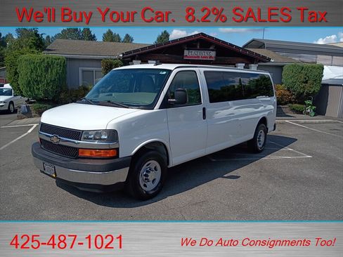 Used 2017 Chevrolet Express 3500 LT w/ LT Preferred Equipment Group RWD image 1