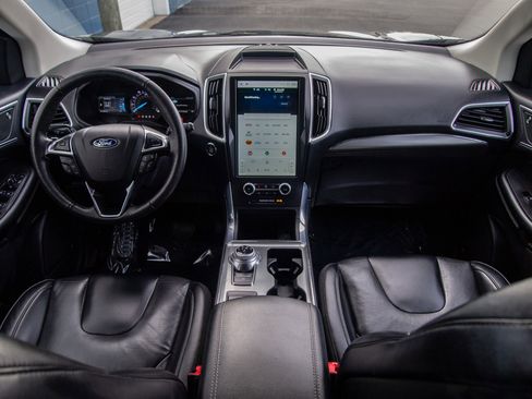 Used 2022 Ford Edge Titanium image 27