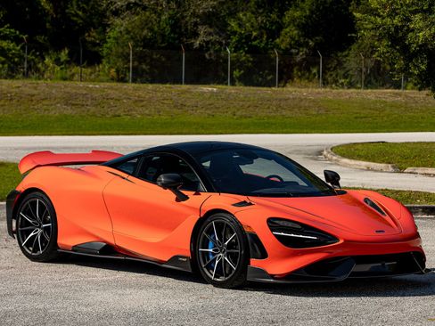 Used 2021 McLaren 765LT image 17