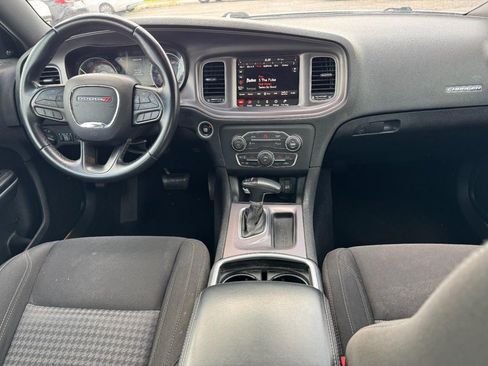 Used 2023 Dodge Charger SXT RWD image 13