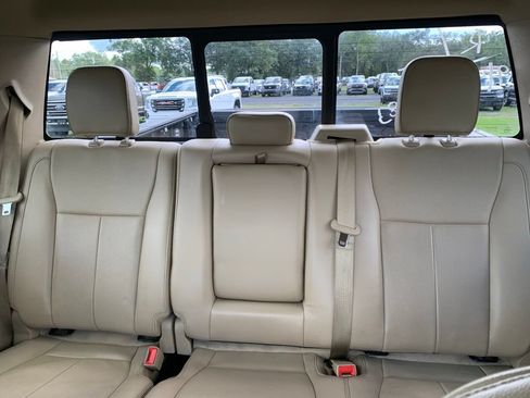 Used 2018 Ford F150 Lariat w/ Equipment Group 501A Mid AWD/4WD image 9