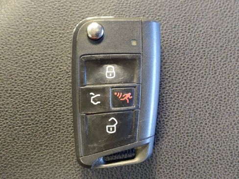 Used 2019 Volkswagen Jetta S w/ Driver Assistance Package FWD image 32