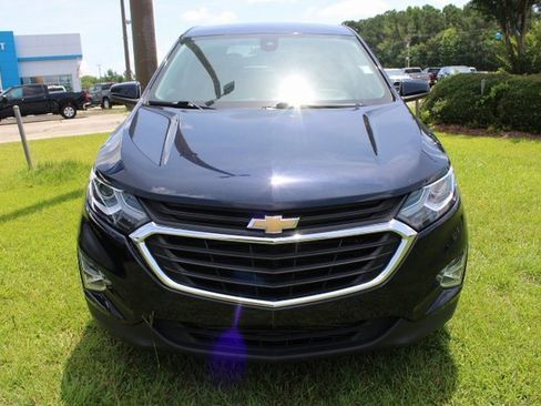 Certified 2020 Chevrolet Equinox LT image 2