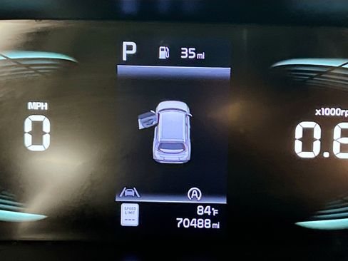 Used 2024 Kia Soul LX FWD image 22