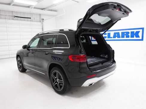 Used 2026 Mercedes-Benz GLB 250 image 9