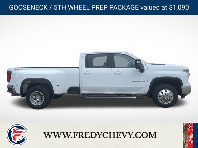 Used 2025 Chevrolet Silverado 3500 LT w/ Safety Package AWD/4WD image 8