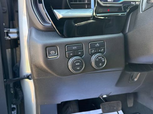 Certified 2024 Chevrolet Silverado 1500 LT AWD/4WD image 15