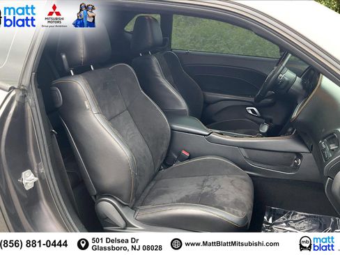 Used 2022 Dodge Challenger GT w/ Plus Package image 8