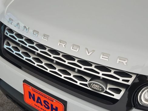 Used 2017 Land Rover Range Rover Sport Supercharged AWD/4WD image 24