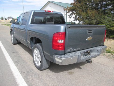 Used 2008 Chevrolet Silverado 1500 LTZ w/ Safety Package RWD image 3