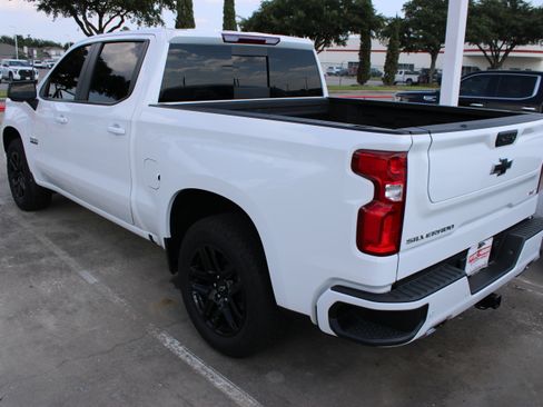 Used 2025 Chevrolet Silverado 1500 RST AWD/4WD image 7