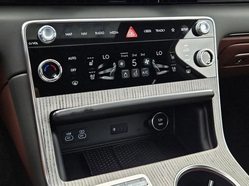 New 2026 Genesis GV80 3.5T Prestige image 27