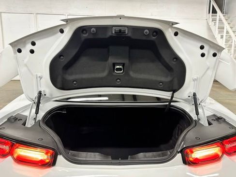 Used 2022 Chevrolet Camaro SS RWD image 22