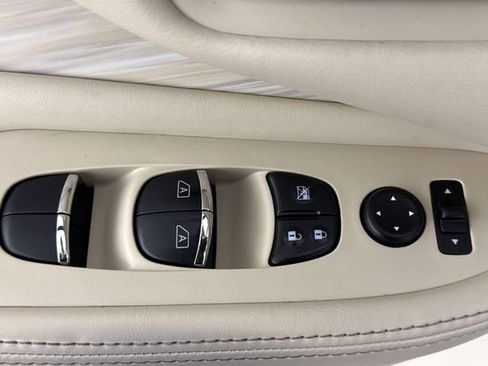 Used 2017 Nissan Murano SL w/ SL Technology Package image 19