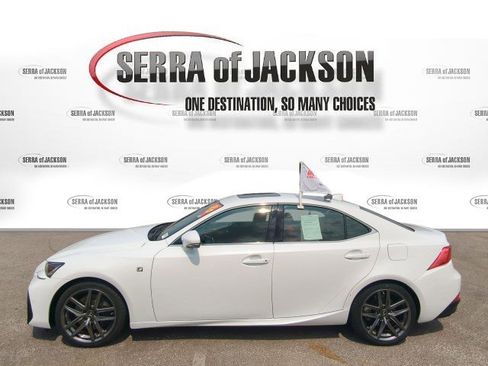 Used 2020 Lexus IS 350 F Sport image 6