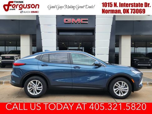 New 2026 Buick Envista Preferred w/ Convenience I Package FWD image 3