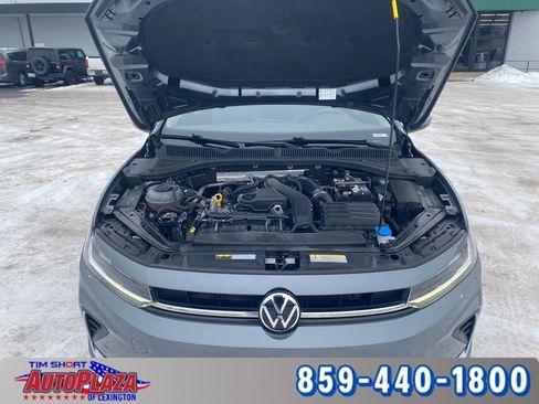Used 2025 Volkswagen Jetta SE image 36